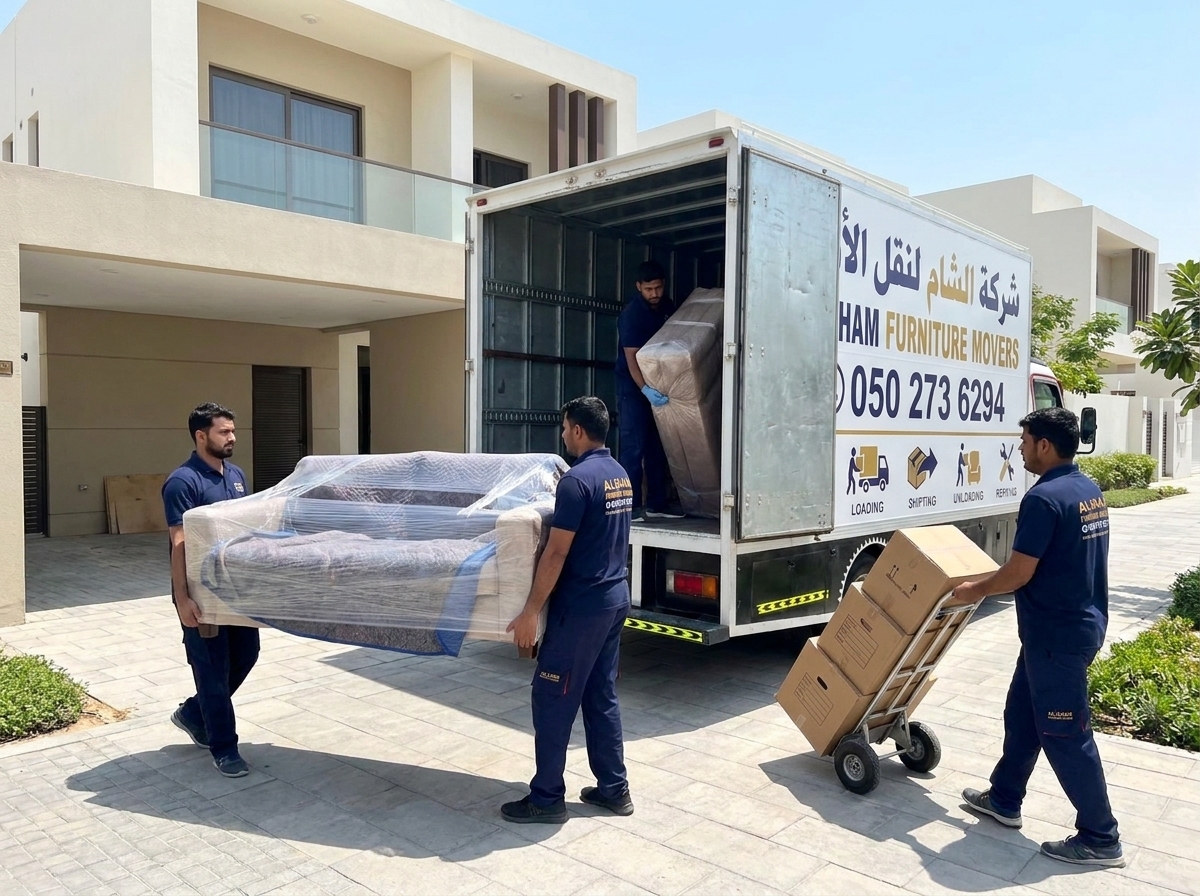House movers in Sharjah carrying boxes